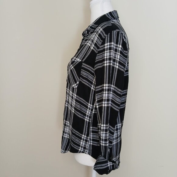 Rails Hunter Button Down Plaid Soft Classic Shirt Black Sky Ivory Size XS - Picture 3 of 8